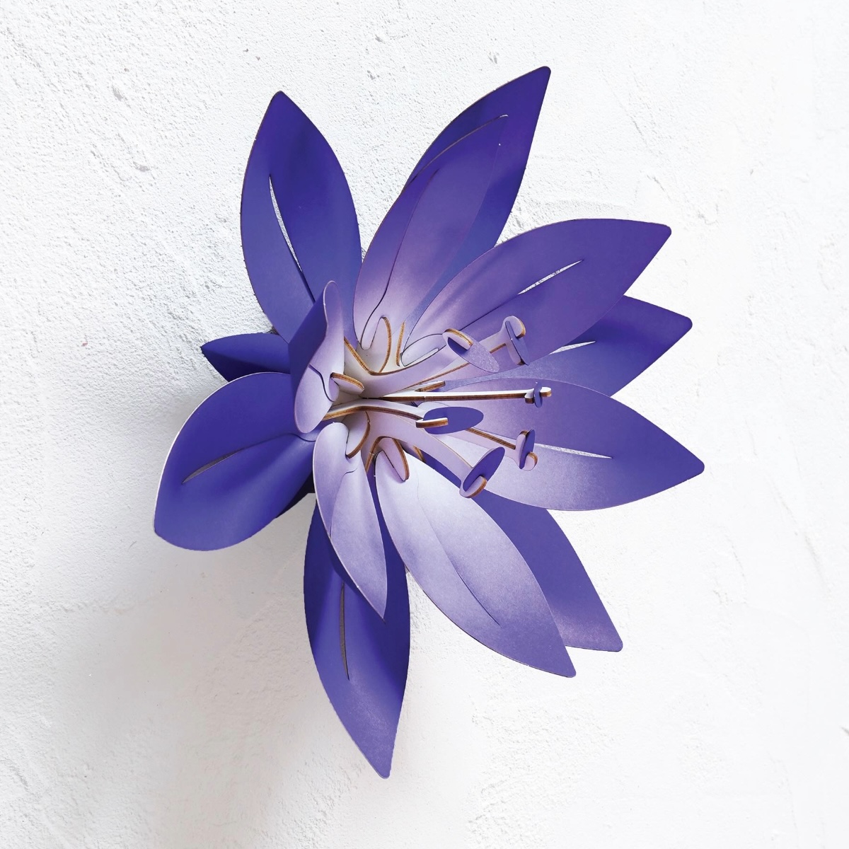 Assembli Wall Flower purple square