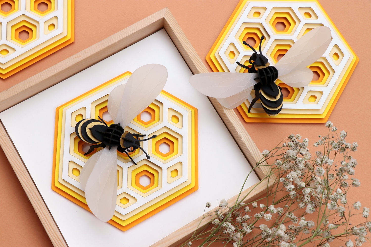 Assembli honey bee 2 hexagonal honeycomb