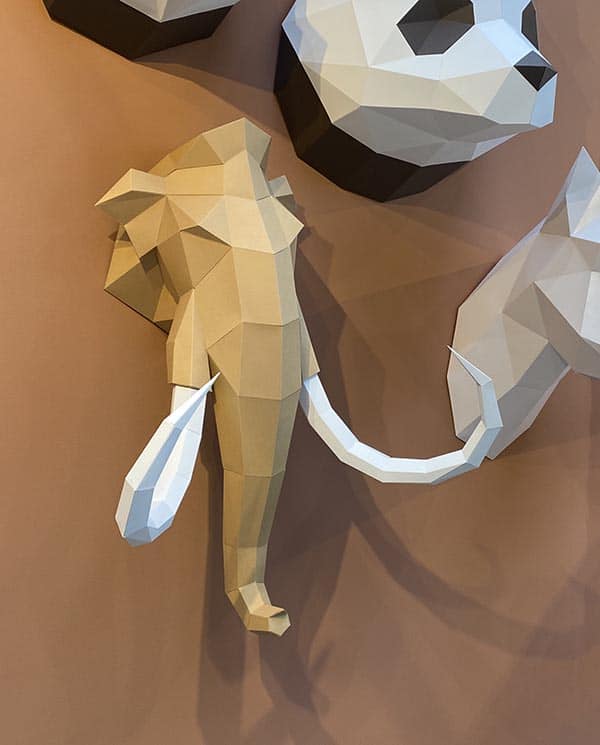 Assembli Mammoth caramel brown from angle